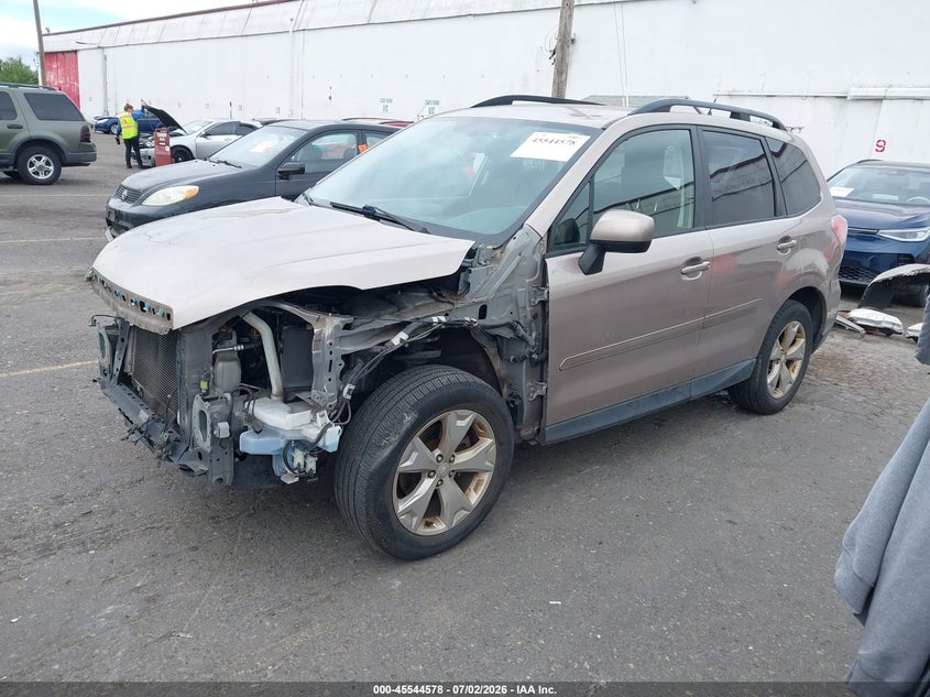 2014 SUBARU FORESTER auction photo 2