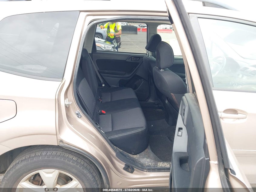 2014 SUBARU FORESTER auction photo 8