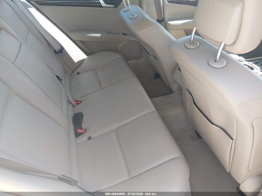 AtlanticExpress - Mercedes-Benz C-Class