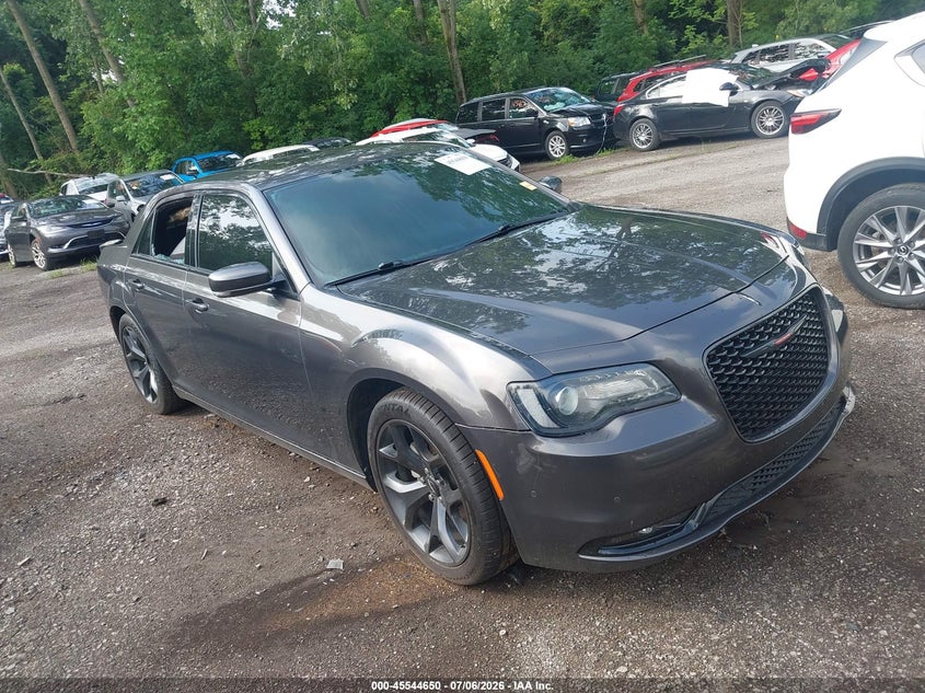 2022 CHRYSLER 300 auction photo 1