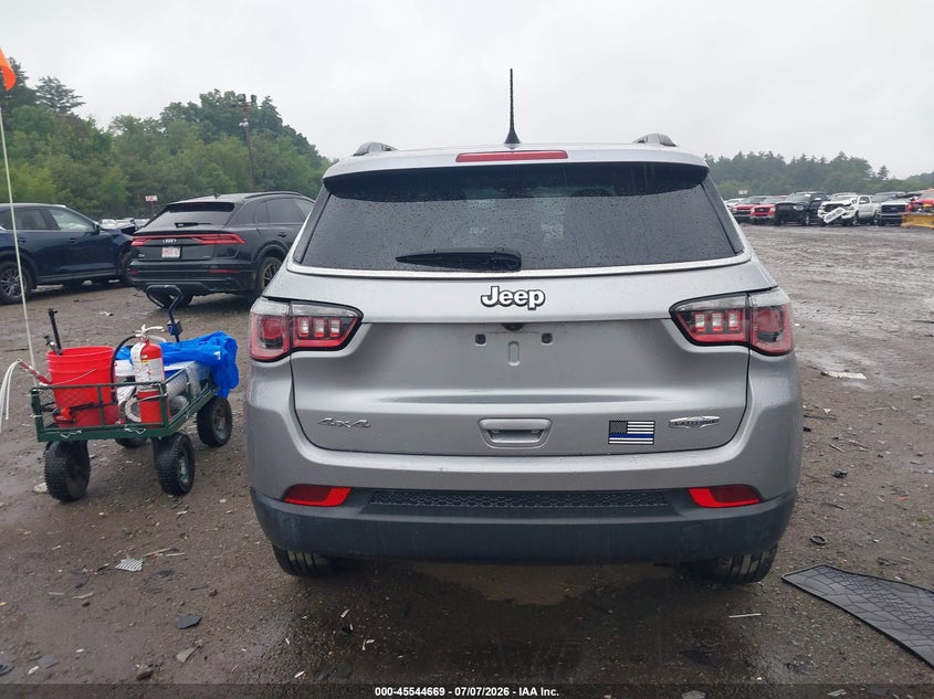 JEEP COMPASS 2018 VIN 3C4NJDBB8JT113420