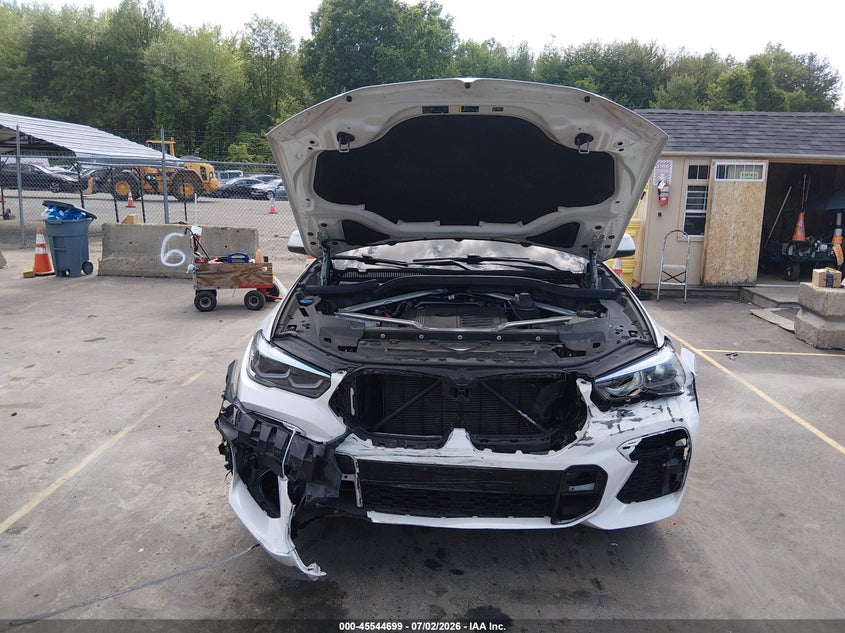 2021 BMW X6 xDrive40I VIN: 5UXCY6C03M9E61989 Lot: 45544699
