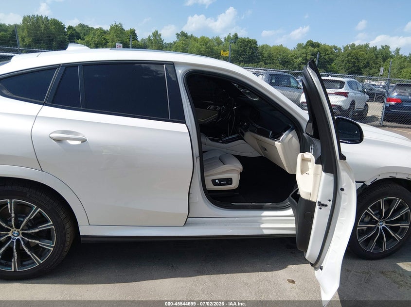 2021 BMW X6 auction photo 5