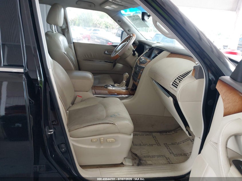 2011 INFINITI QX56 auction photo 5