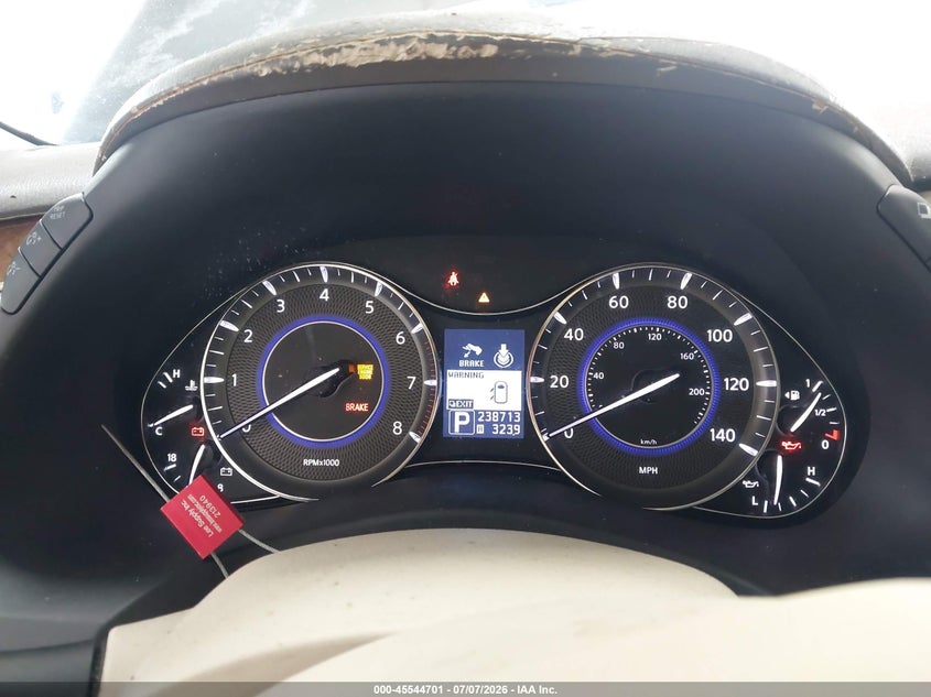 2011 INFINITI QX56 auction photo 7