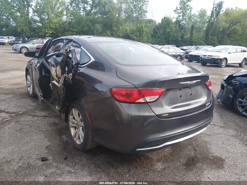 2016 CHRYSLER 200 auction photo 3