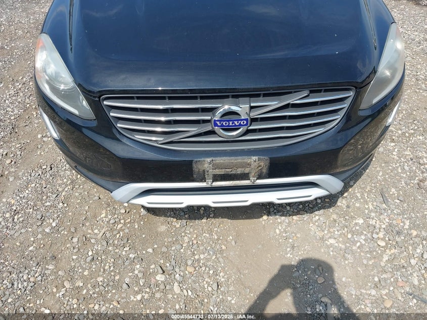 2017 VOLVO XC60 auction photo 6