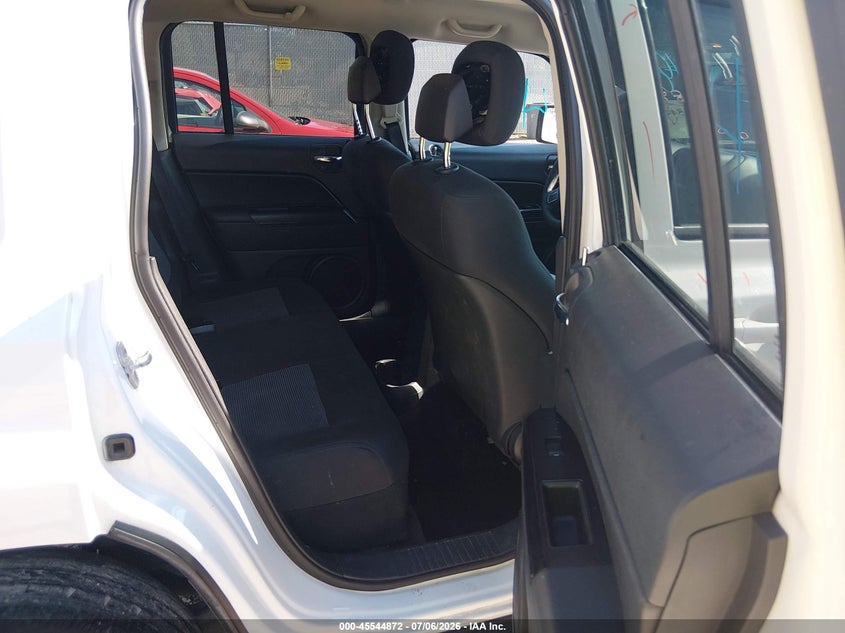 2013 JEEP PATRIOT auction photo 8