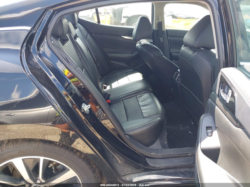 2023 NISSAN MAXIMA auction photo 8