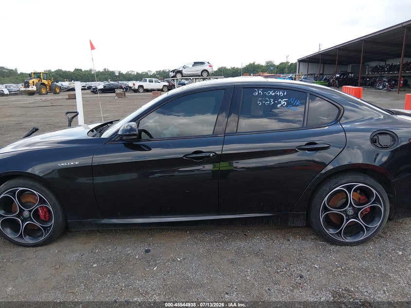 2022 Alfa Romeo Giulia Veloce Awd VIN: ZARFANBN3N7654105 Lot: 45544938