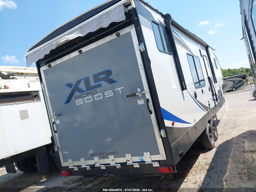 2021 FOREST RIVER XLR BOOST auction photo 4