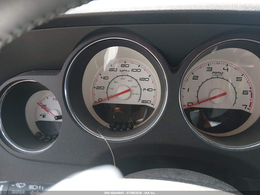 2014 DODGE CHALLENGER COUPE 5.7L V-8 VVT, 375HP