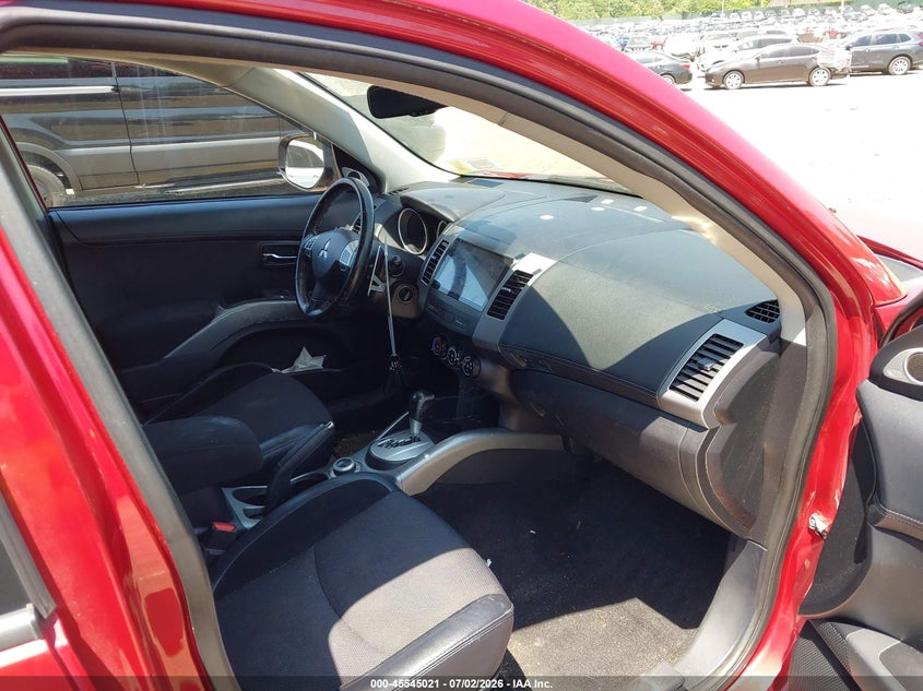 2012 MITSUBISHI OUTLANDER auction photo 5