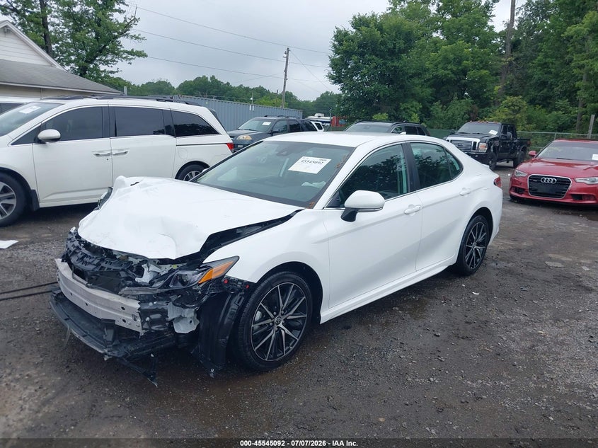 2023 TOYOTA CAMRY auction photo 2