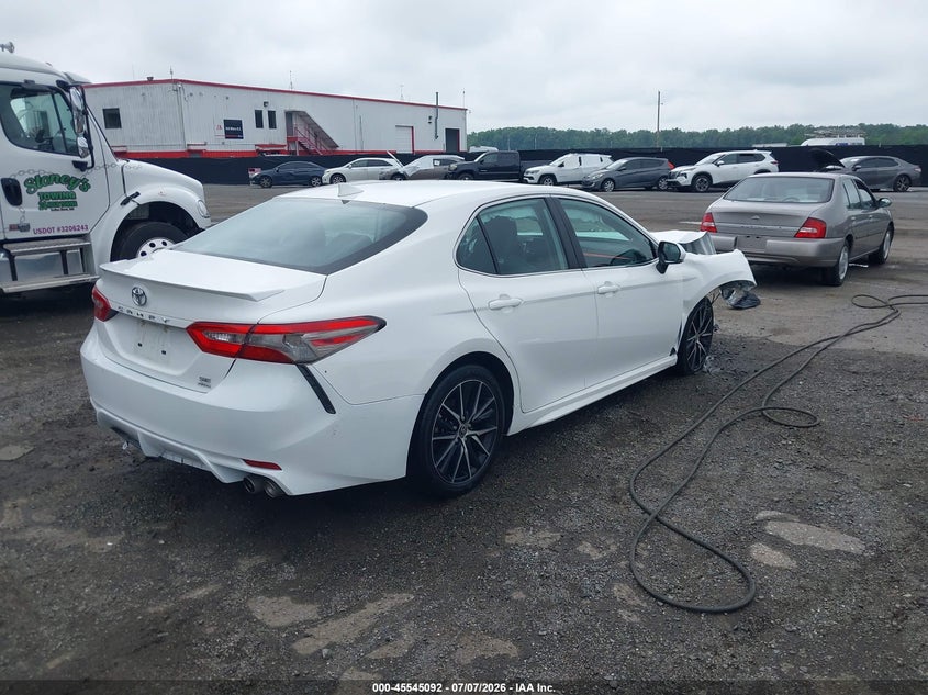 2023 TOYOTA CAMRY auction photo 4