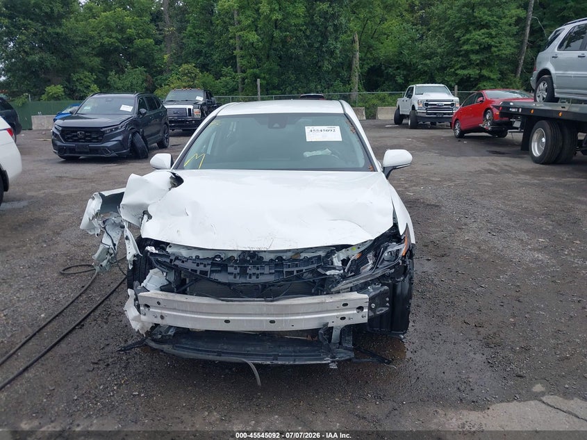 2023 TOYOTA CAMRY auction photo 6