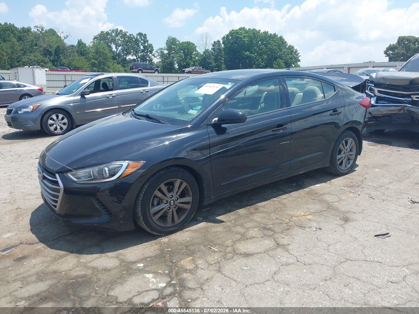 2017 HYUNDAI ELANTRA auction photo 2