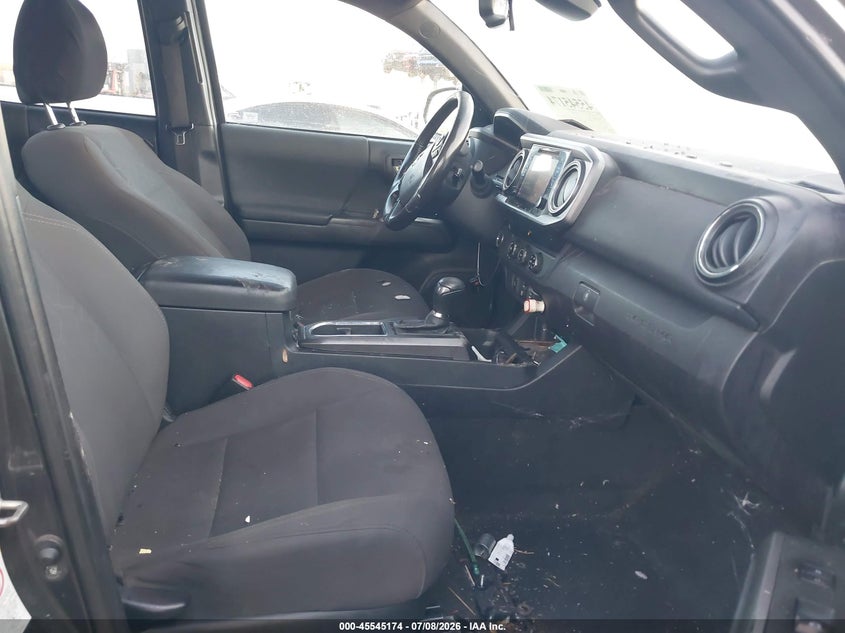 2018 TOYOTA TACOMA auction photo 5