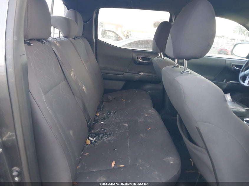 2018 TOYOTA TACOMA auction photo 8