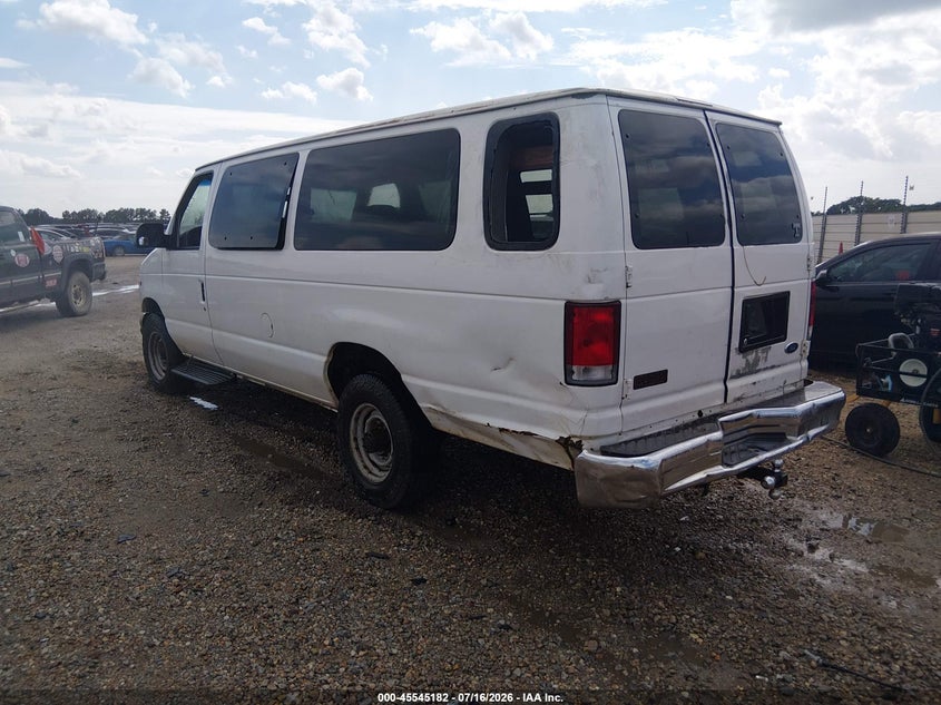 2001 FORD E-350 SUPER DUTY auction photo 3