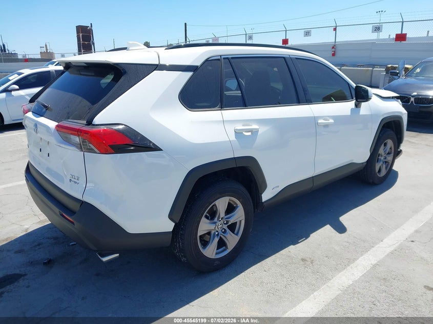 AtlanticExpress - Toyota RAV4 Hybrid