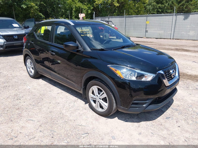 2018 NISSAN KICKS auction photo 1