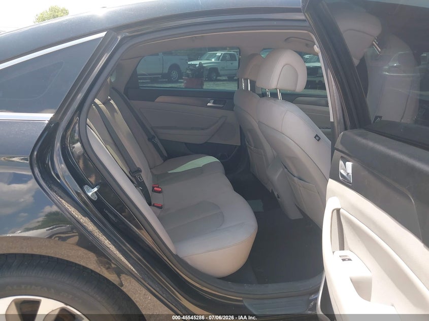 2015 HYUNDAI SONATA SEDAN 2.4L I-4 DI, DOHC, VVT, 185HP