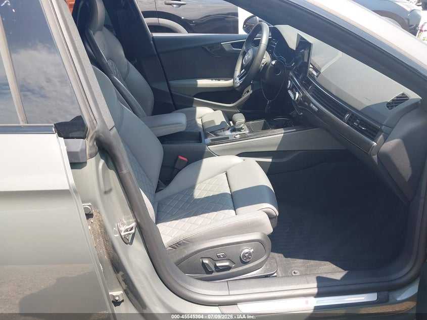 AUDI S5 SPORTBACK 2025 VIN WAUB4CF58SA003949