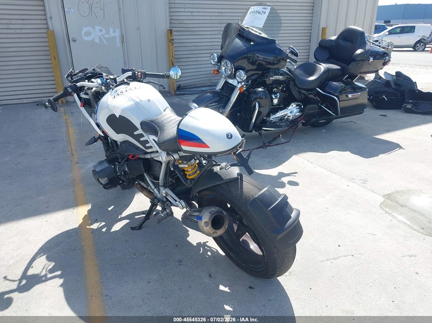 2017 BMW R NINE T auction photo 3