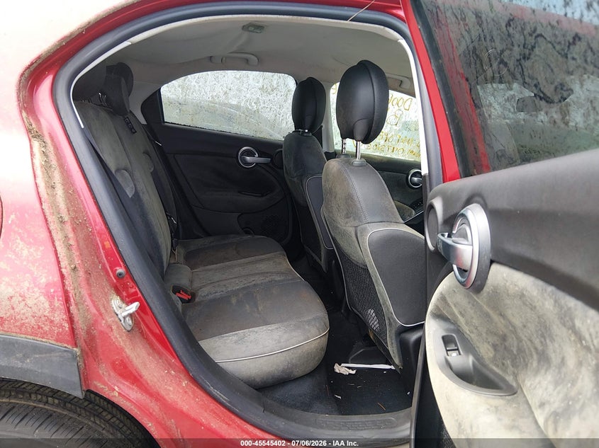 2016 FIAT 500X auction photo 8