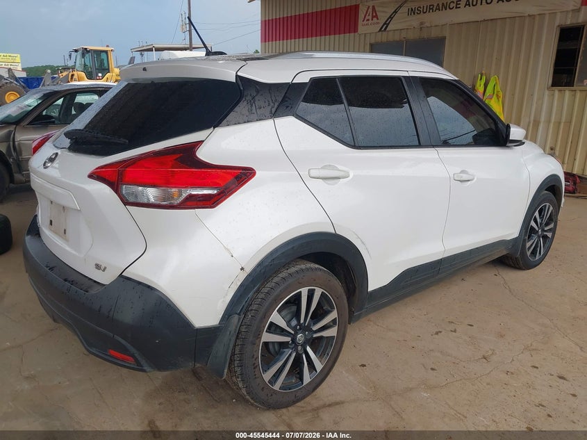 Vin: 3n1cp5cu9jl529930, lot: 46043713, nissan kicks sv 20184