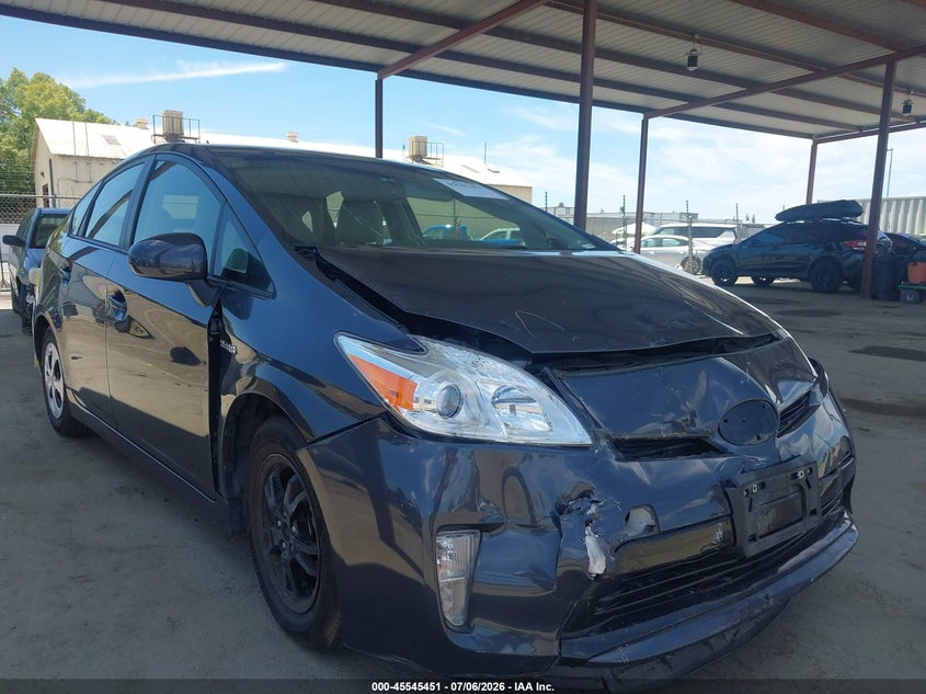 2014 TOYOTA PRIUS FOUR
