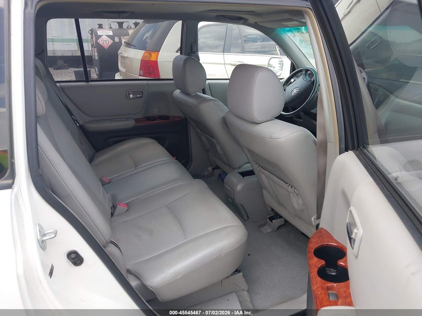 AtlanticExpress - Toyota Highlander Hybrid