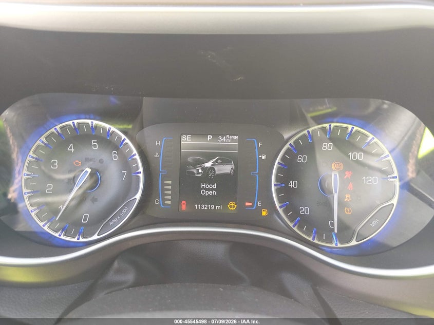 2017 CHRYSLER PACIFICA auction photo 7