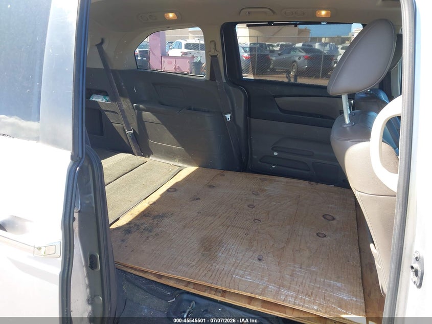 2015 HONDA ODYSSEY auction photo 8