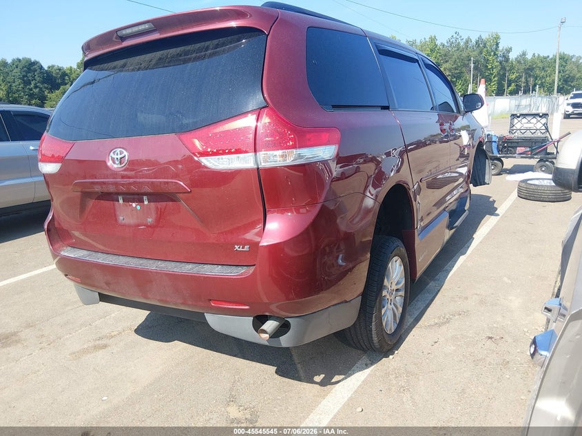 Vin: 5tdyk3dc5es455935, lot: 46043814, toyota sienna xle v6 8 passenger 20144