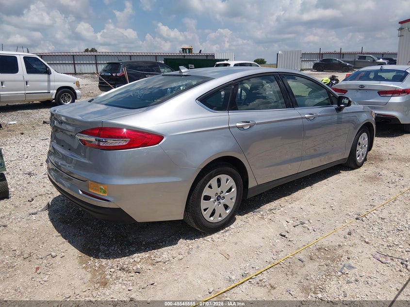 2020 FORD FUSION auction photo 4