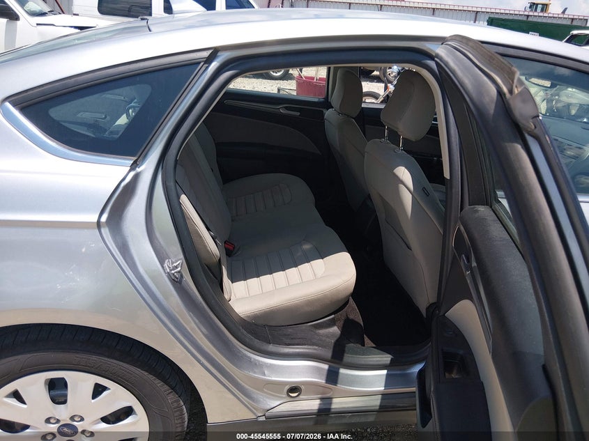 2020 FORD FUSION auction photo 8