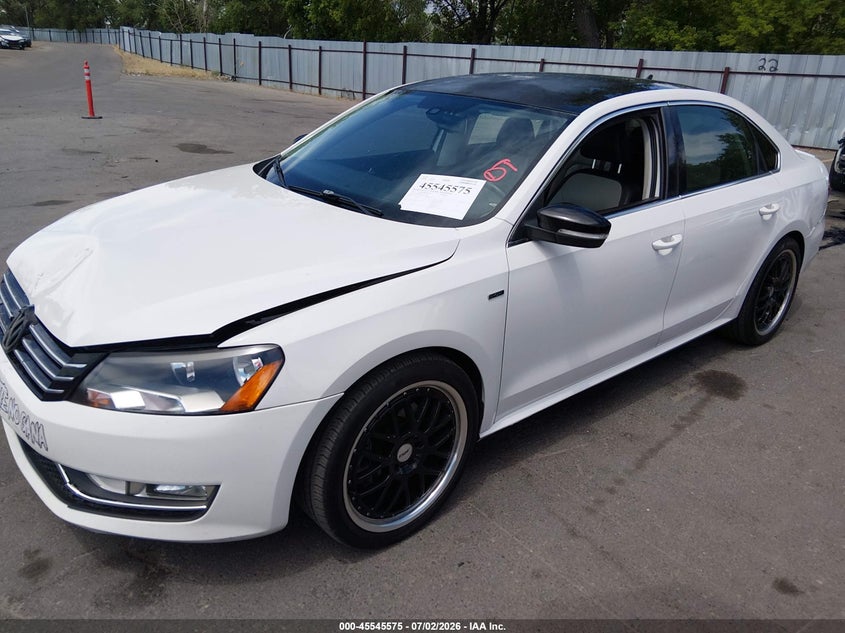 1VWBS7A39EC094564 2014 Volkswagen Passat 1.8t Sport photo 1
