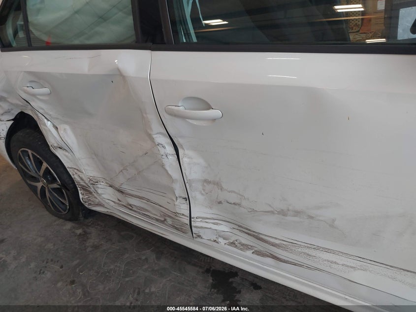 2016 VOLKSWAGEN JETTA auction photo 6