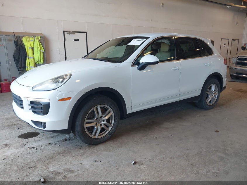 2016 Porsche Cayenne, Front End, IAAI, VIN WP1AA2A28GKA12052 — photo 2