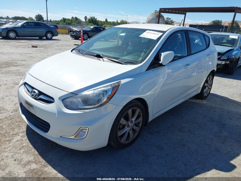 KMHCU5AE9DU074231 2013 Hyundai Accent Se photo 1