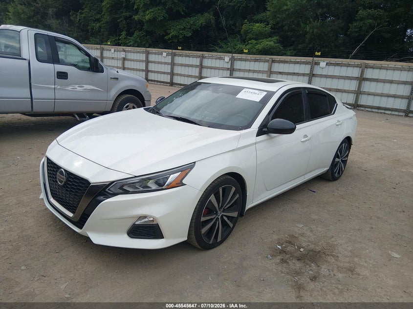 2020 NISSAN ALTIMA auction photo 2