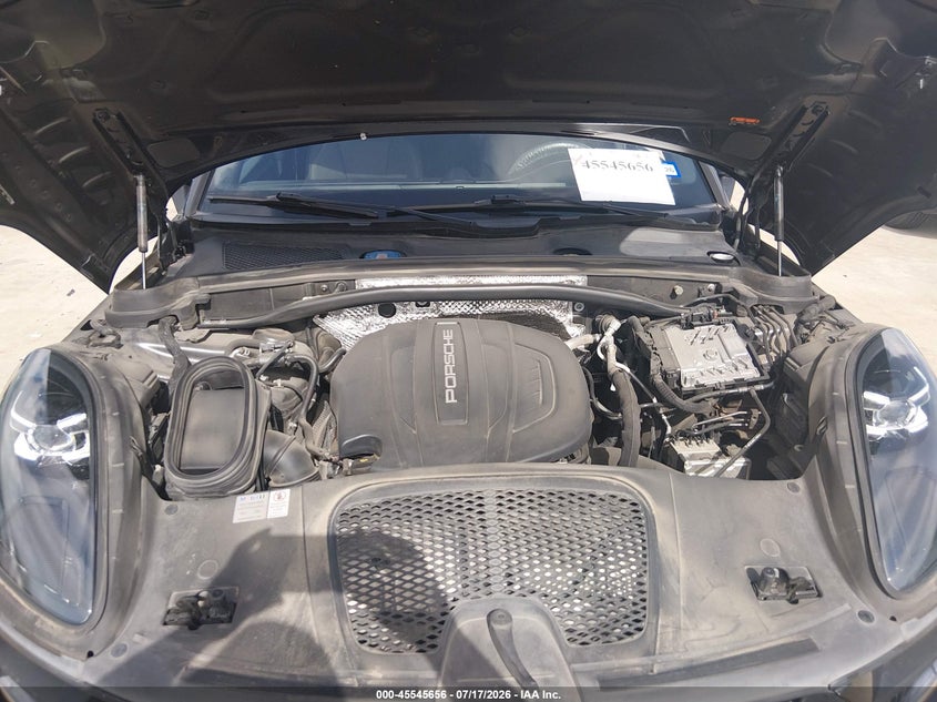 2019 Porsche Macan VIN: WP1AA2A58KLB04369 Lot: 45545656
