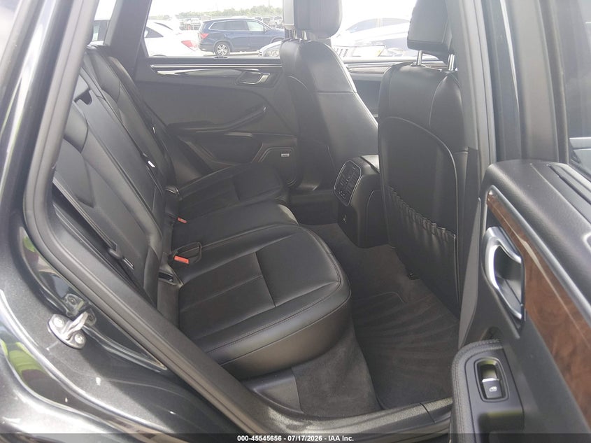 2019 Porsche Macan VIN: WP1AA2A58KLB04369 Lot: 45545656