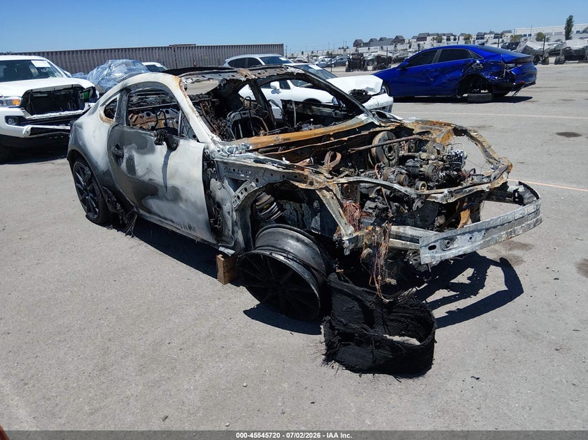 Vin: jf1znbf11p8759603, lot: 46043989, toyota gr86 premium 2023 img_1