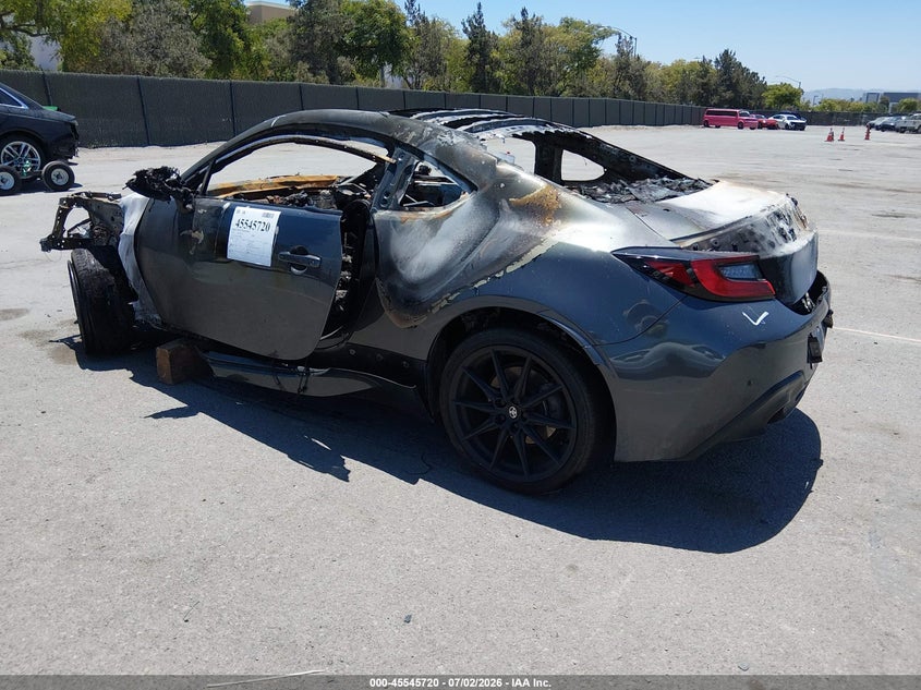 Vin: jf1znbf11p8759603, lot: 46043989, toyota gr86 premium 20233