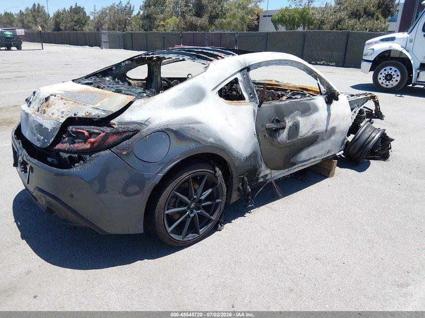 Vin: jf1znbf11p8759603, lot: 46043989, toyota gr86 premium 20234
