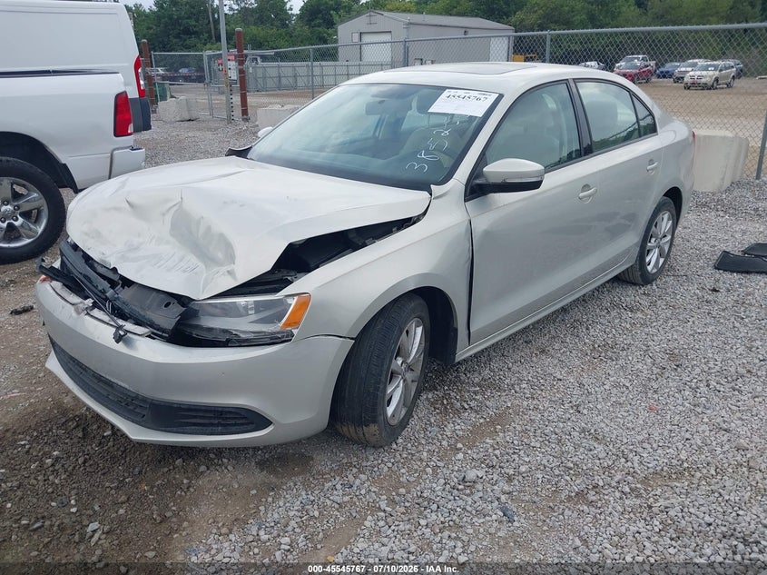 2011 Volkswagen Jetta, Front End, IAAI, VIN 3VWDX7AJ8BM385253 — photo 2