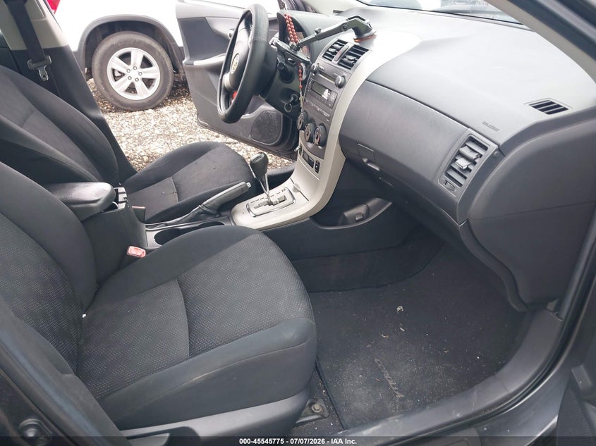 2010 TOYOTA COROLLA auction photo 5